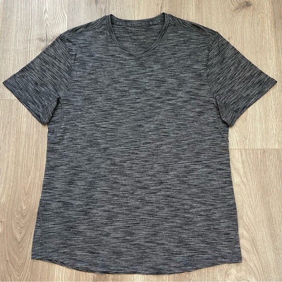 lululemon athletica Other - Lululemon Heathered Black Somatic Aero Short Sleeve Shirt Size Large